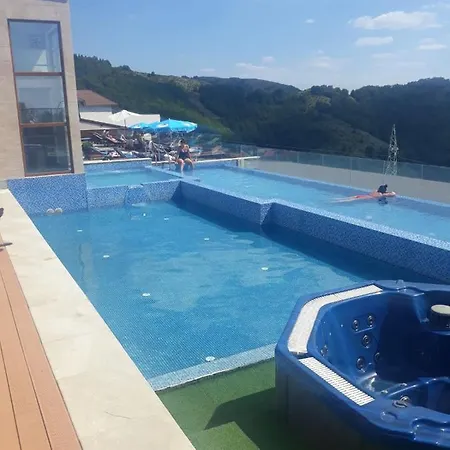 Milmari - Katic Lejlighedshotel 3*